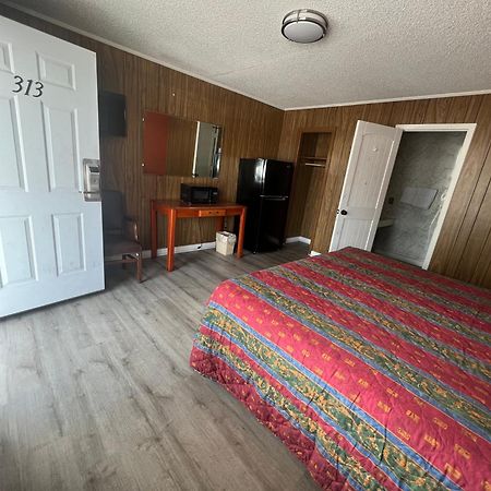 Pinelodge Motel Baxley 外观 照片