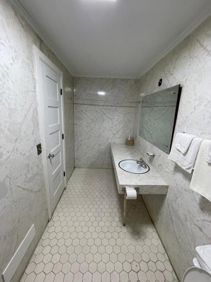 Pinelodge Motel Baxley 外观 照片