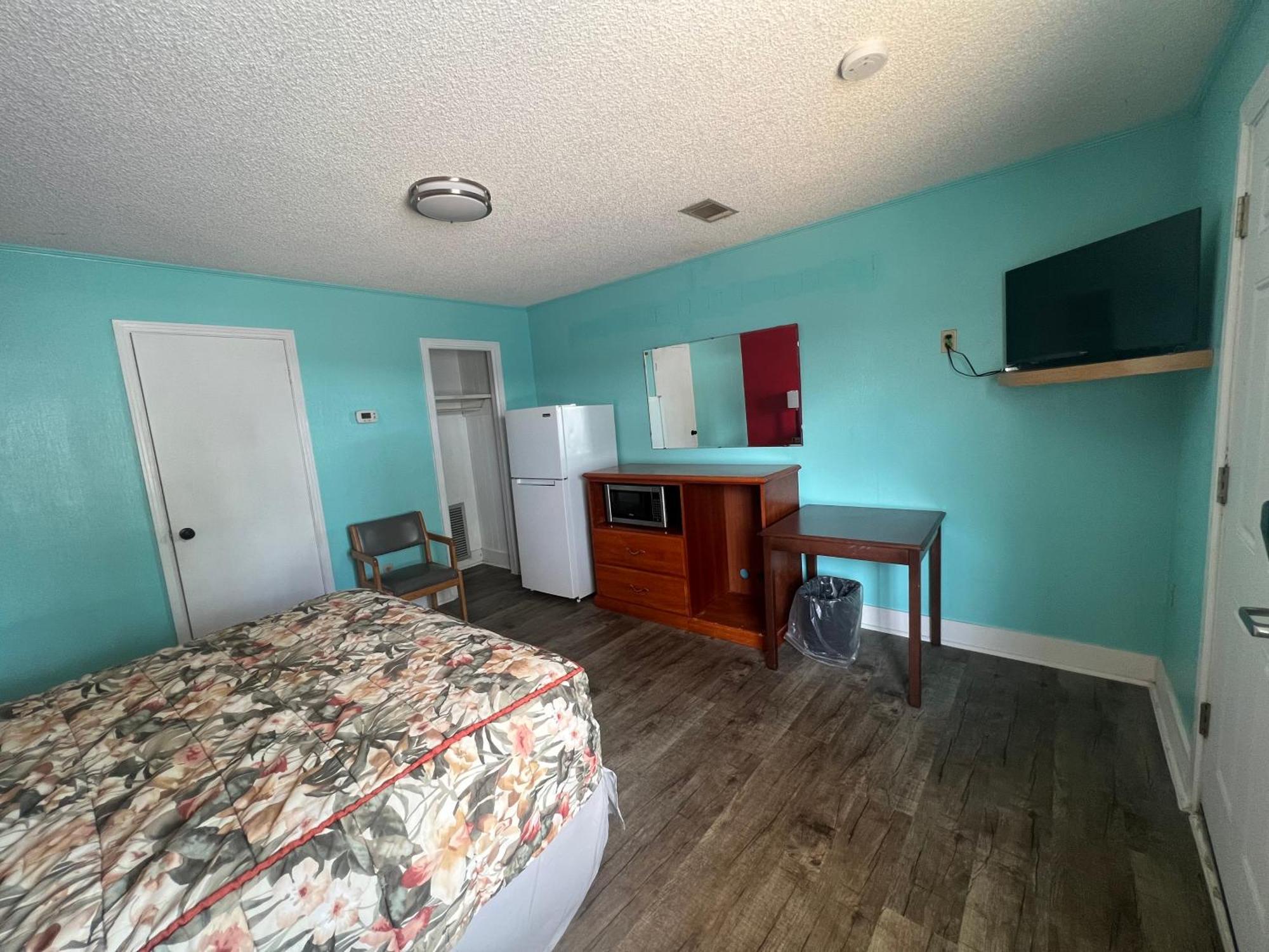 Pinelodge Motel Baxley 外观 照片