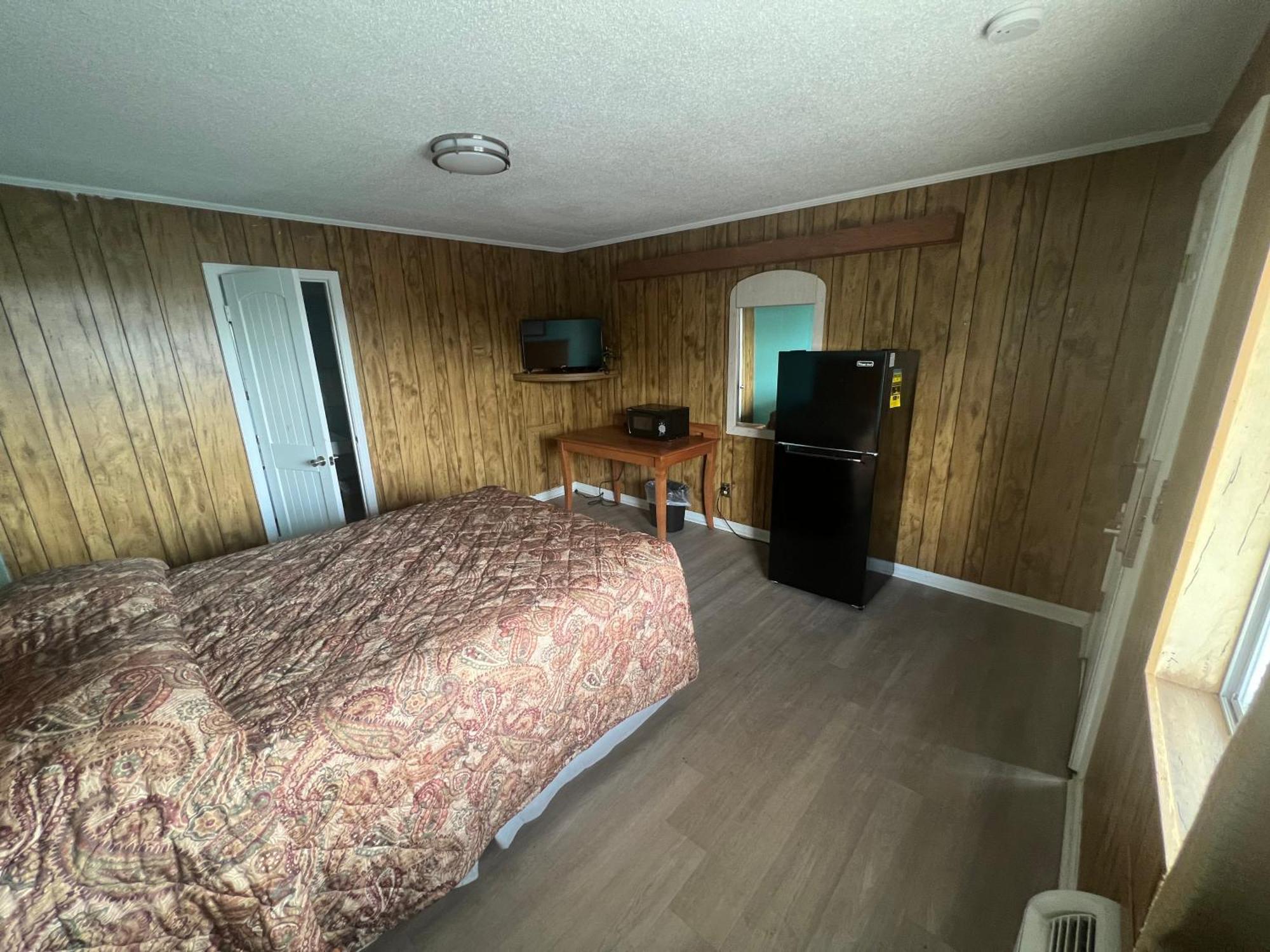 Pinelodge Motel Baxley 外观 照片